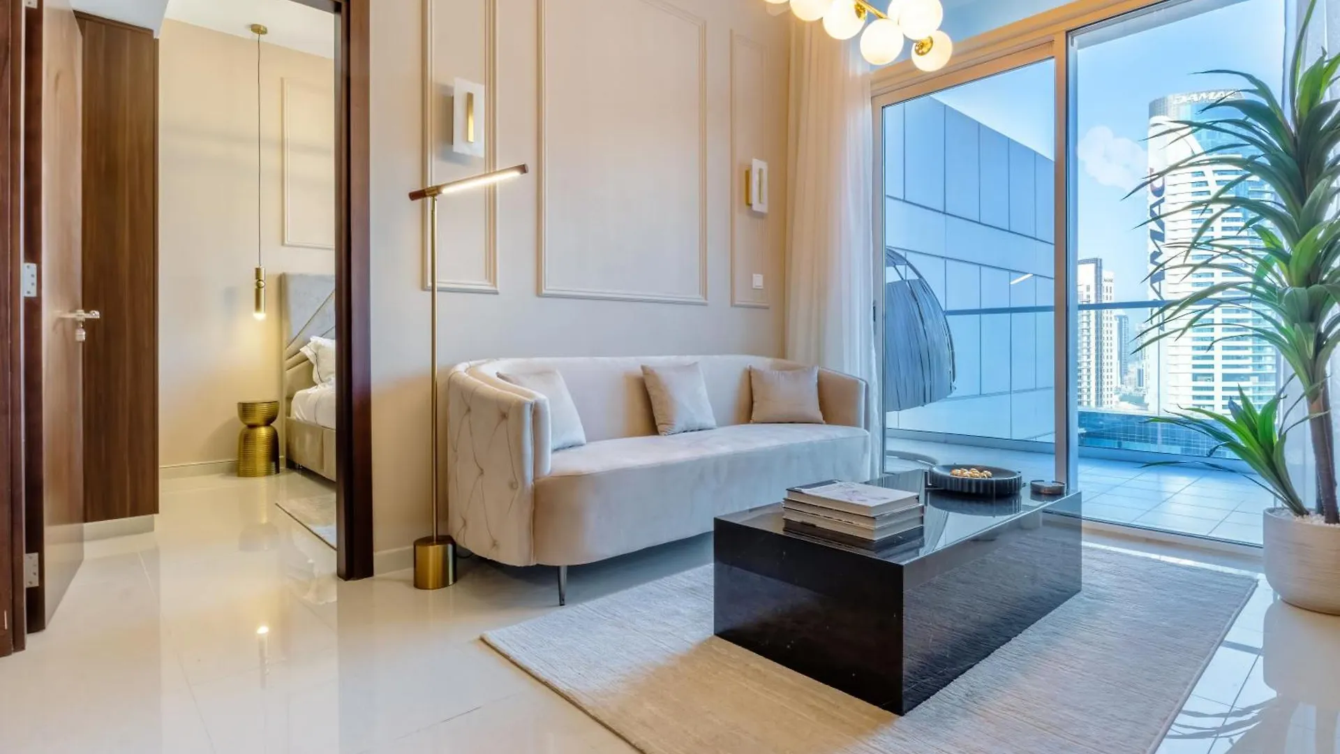 アパート Luxury Top Floor, With Full Burj Khalifa View ドバイ