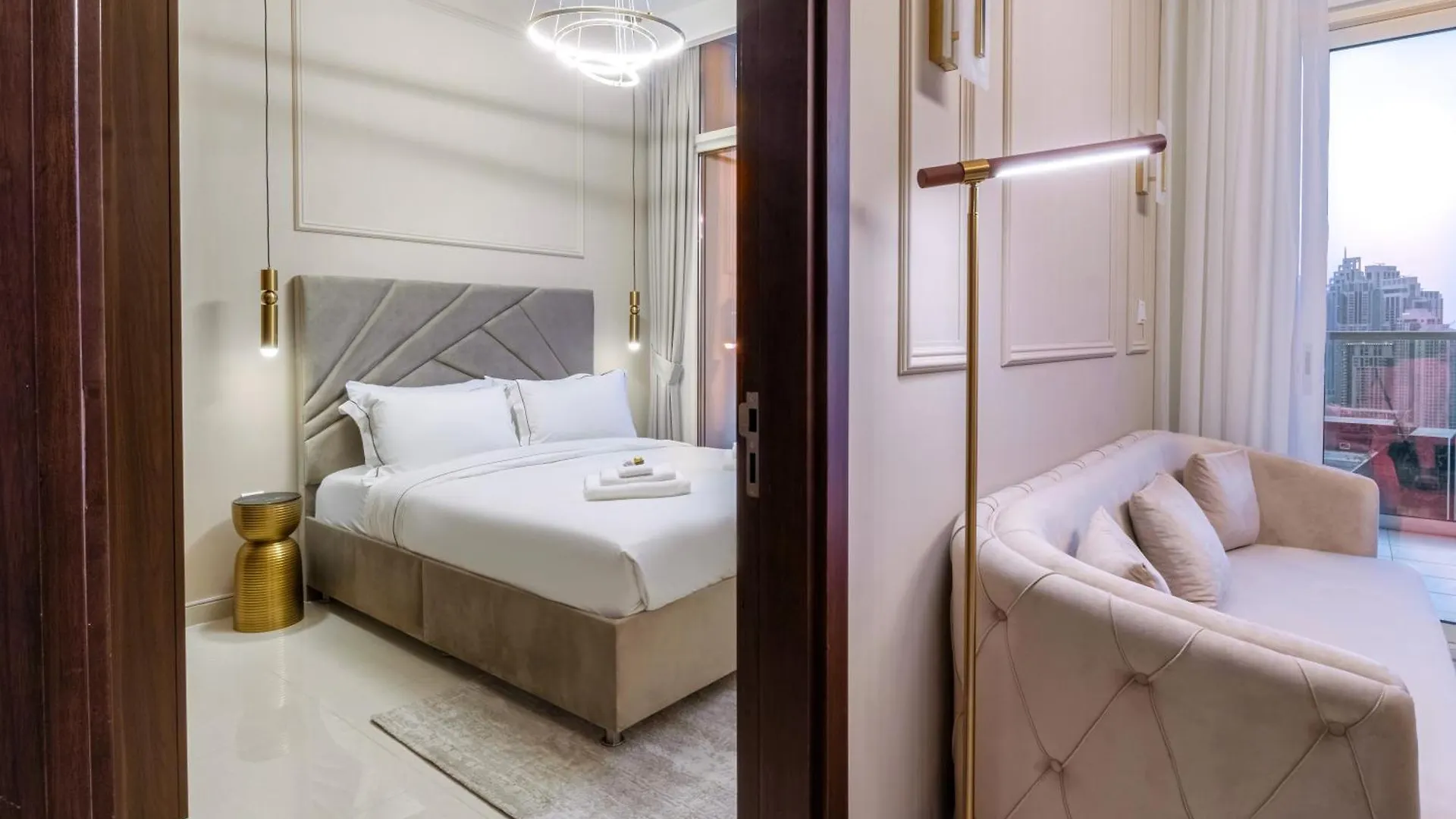 アパート Luxury Top Floor, With Full Burj Khalifa View ドバイ アラブ首長国連邦