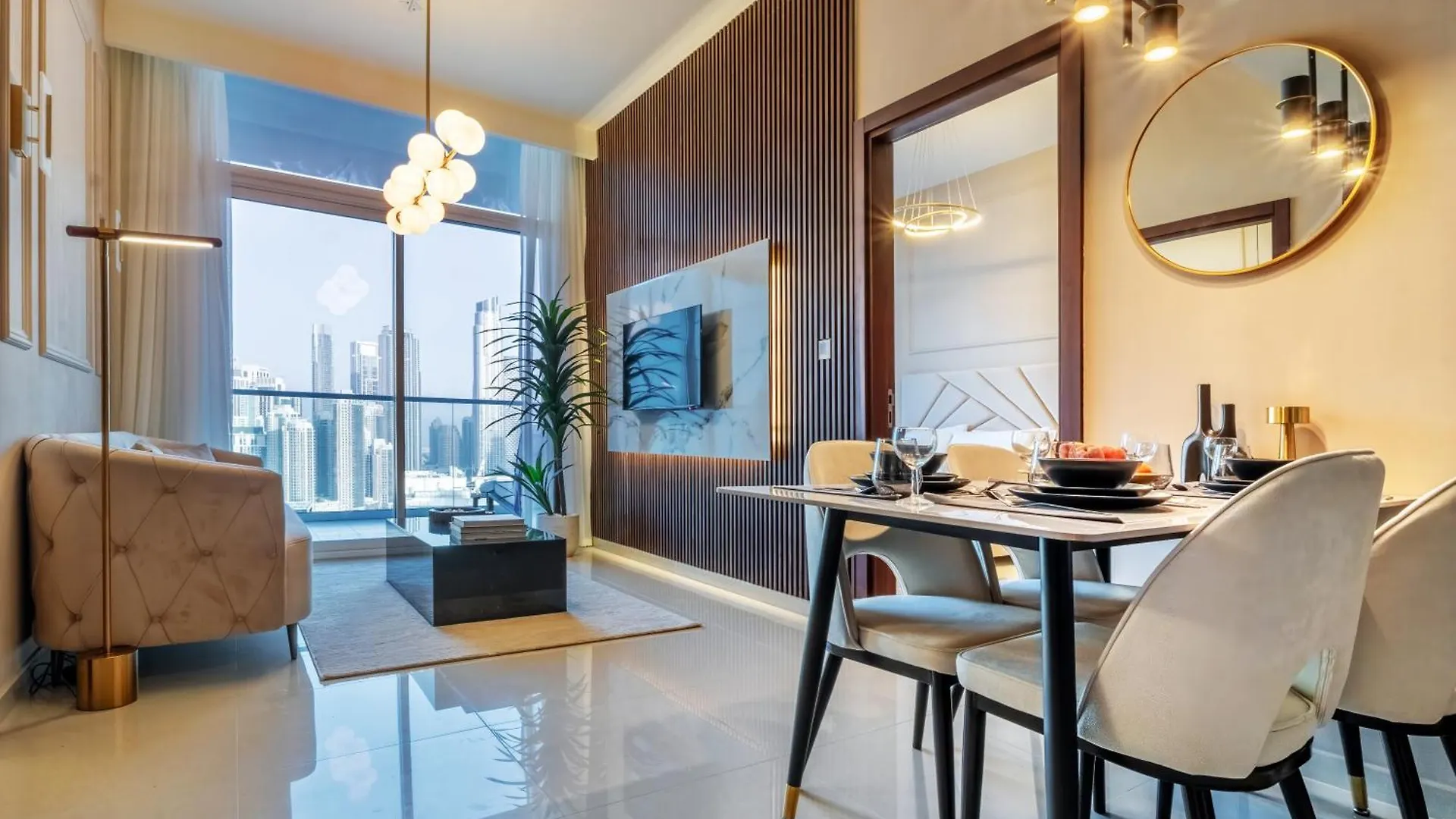 アパート Luxury Top Floor, With Full Burj Khalifa View ドバイ